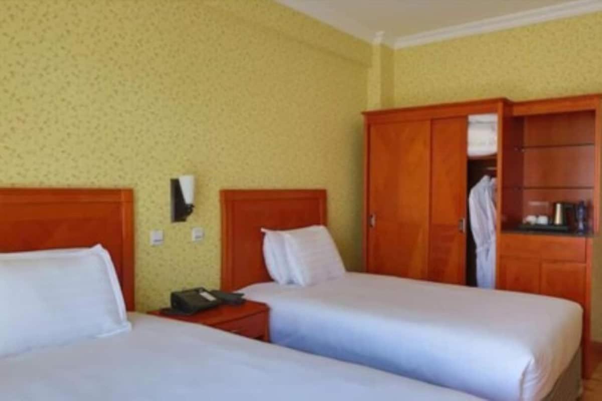 Abyssinia Renaissance Hotel Addis Ababa Exteriör bild