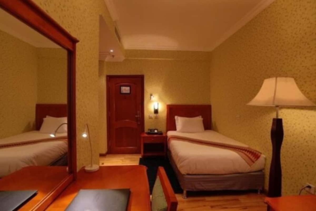 Abyssinia Renaissance Hotel Addis Ababa Exteriör bild