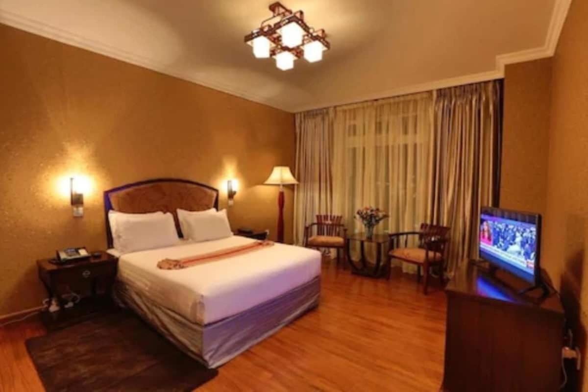 Abyssinia Renaissance Hotel Addis Ababa Exteriör bild