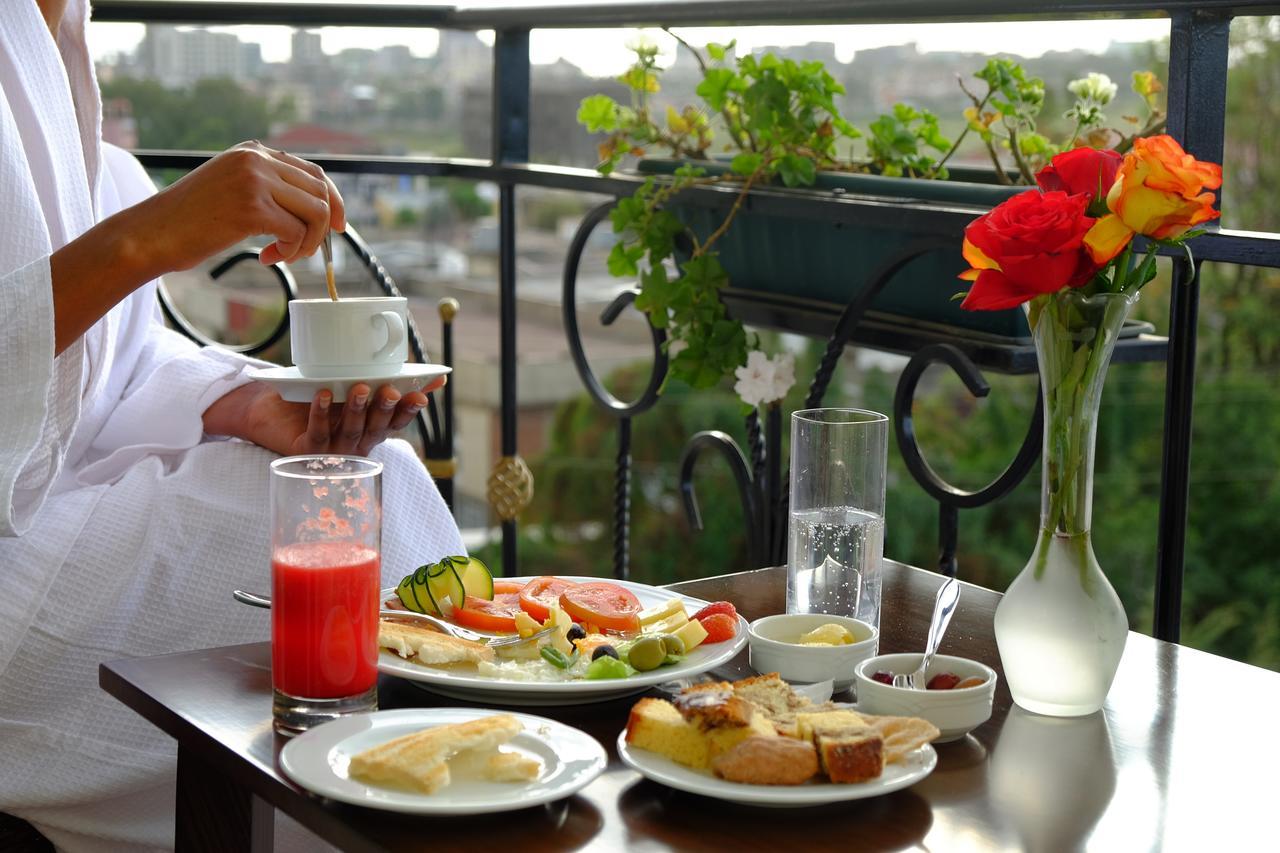 Abyssinia Renaissance Hotel Addis Ababa Exteriör bild